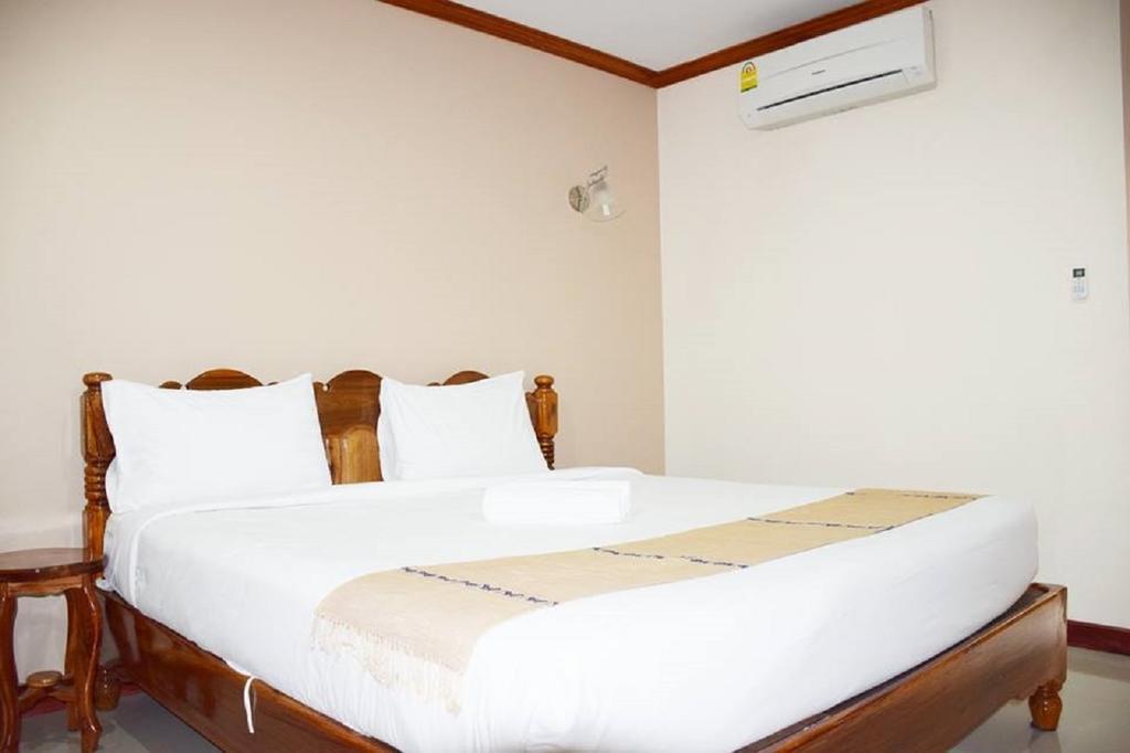 Np Residence Nakhon Phanom Habitación foto